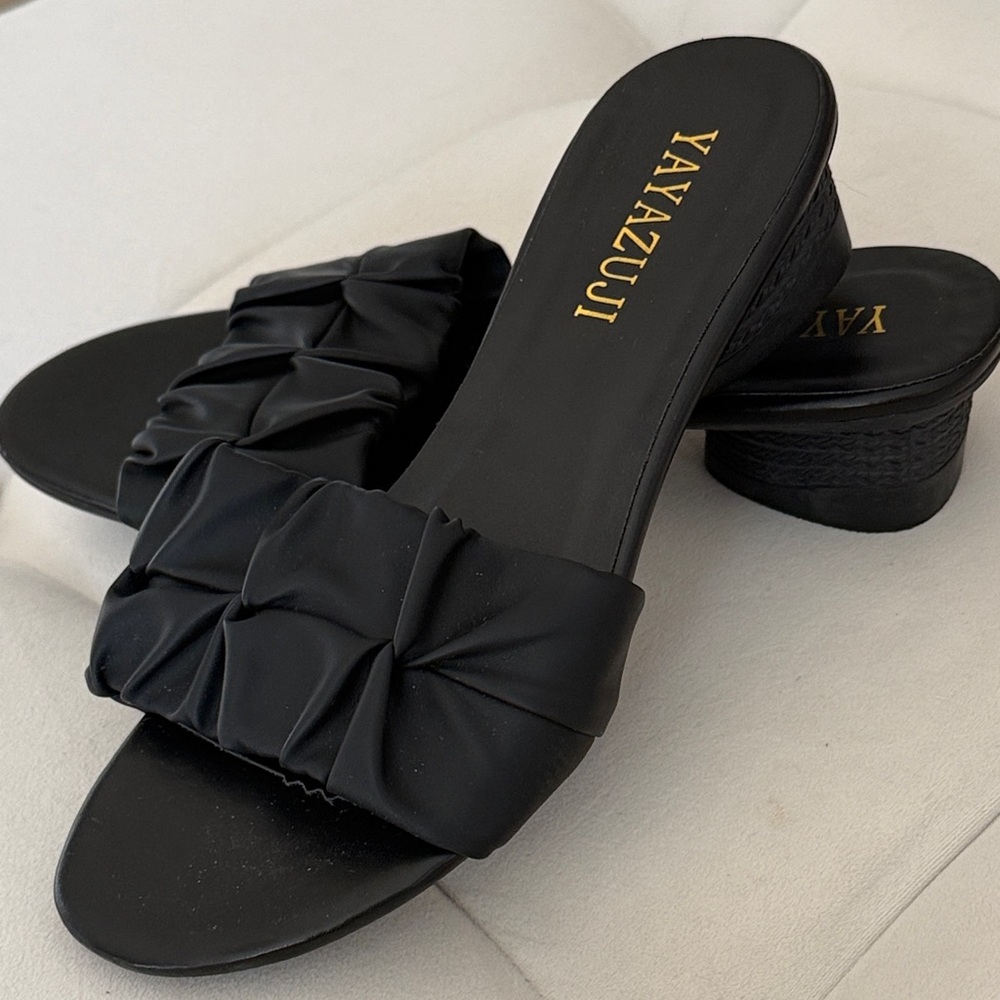 Black Women's Slide Sandals